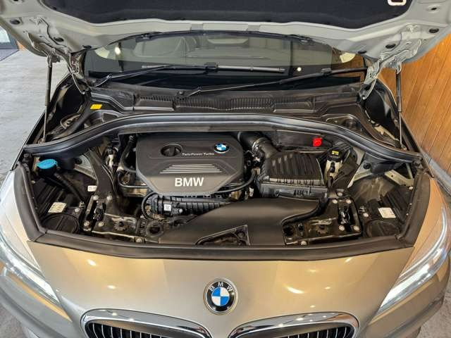 2シリーズグランツアラー 218i ラグジュアリー