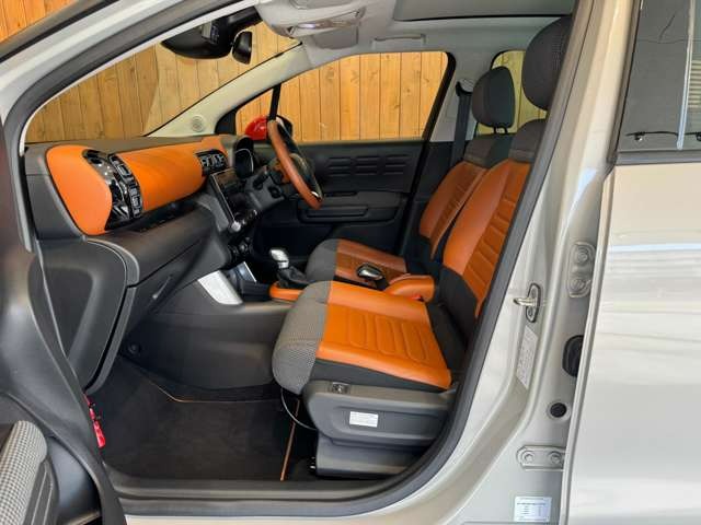 C3エアクロスSUV キュイール パッケージ