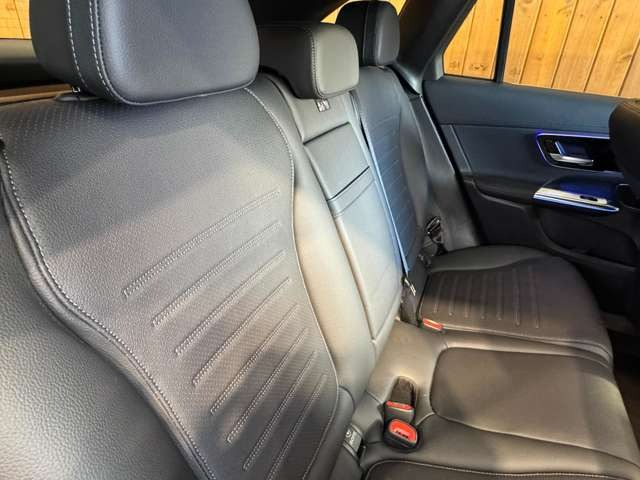 GLC 220 d 4マチック (ISG搭載モデル)