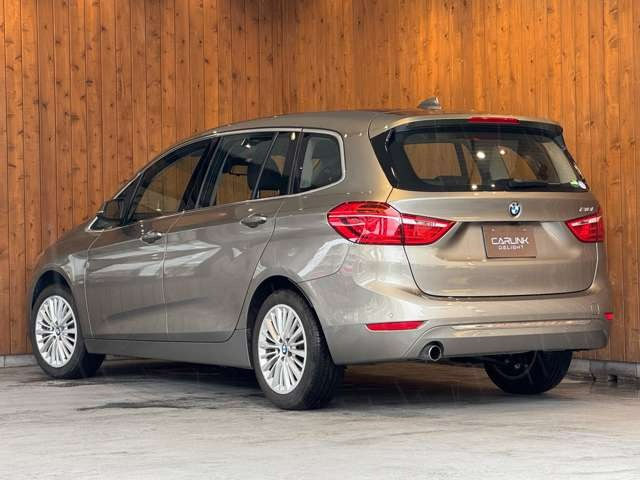 2シリーズグランツアラー 218i ラグジュアリー