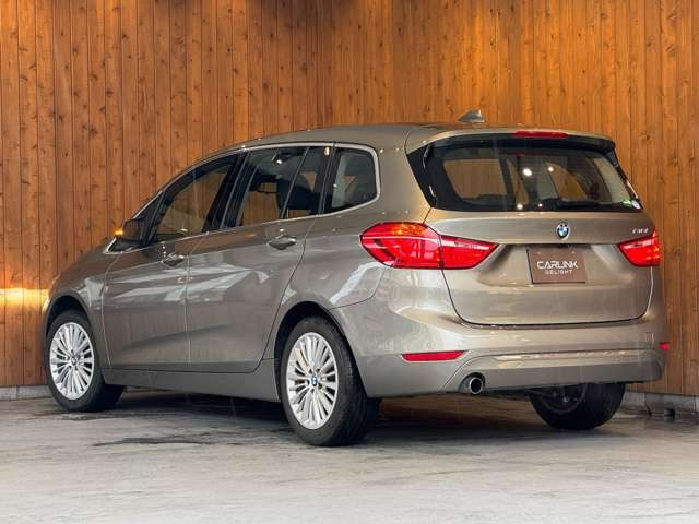 2シリーズグランツアラー 218i ラグジュアリー