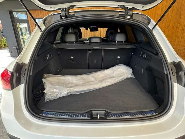 GLC 220 d 4マチック (ISG搭載モデル)