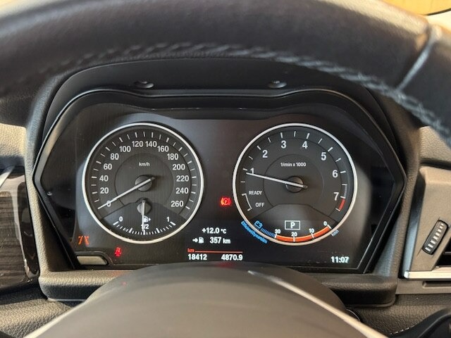 2シリーズグランツアラー 218i ラグジュアリー