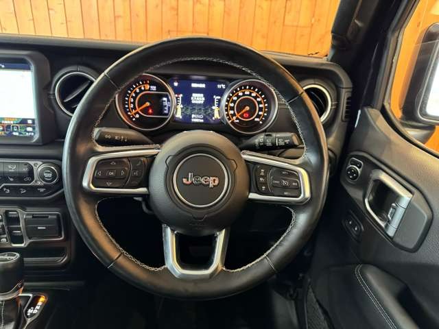 ラングラー アンリミテッド サハラ