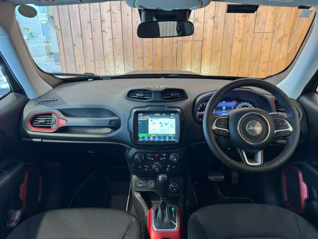 レネゲード トレイルホーク