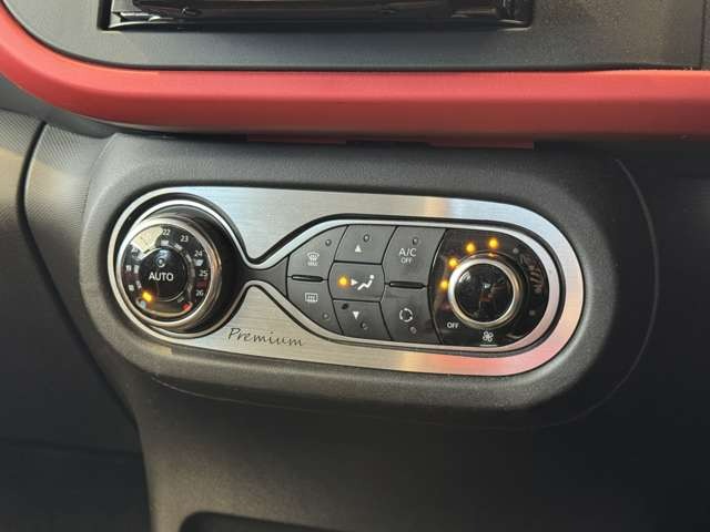 トゥインゴ パックスポール　50台限定車