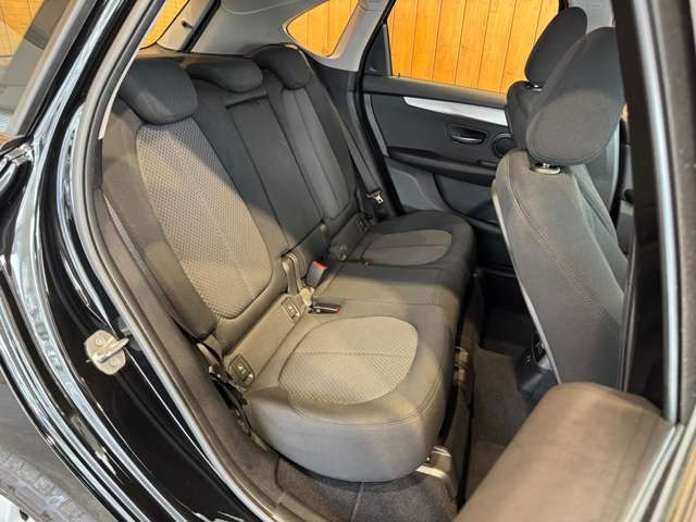 2シリーズアクティブツアラー 218i DCT