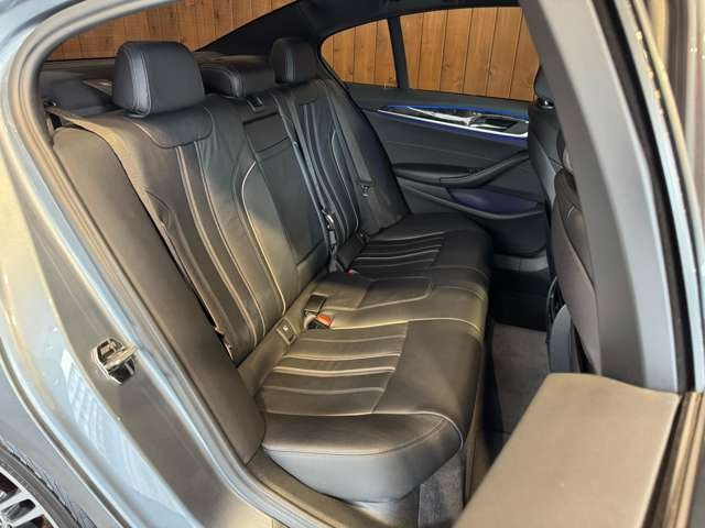 5シリーズ 530e iパフォーマンス Mスポーツ