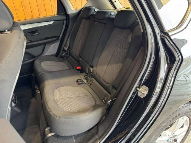 2シリーズアクティブツアラー 218i DCT