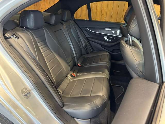 Eクラス E200 アバンギャルド スポーツ