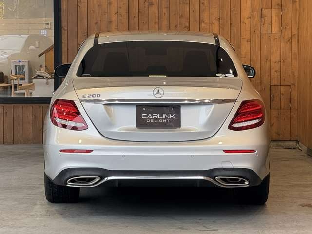 Eクラス E200 アバンギャルド スポーツ