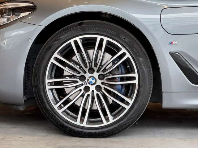 5シリーズ 530e iパフォーマンス Mスポーツ