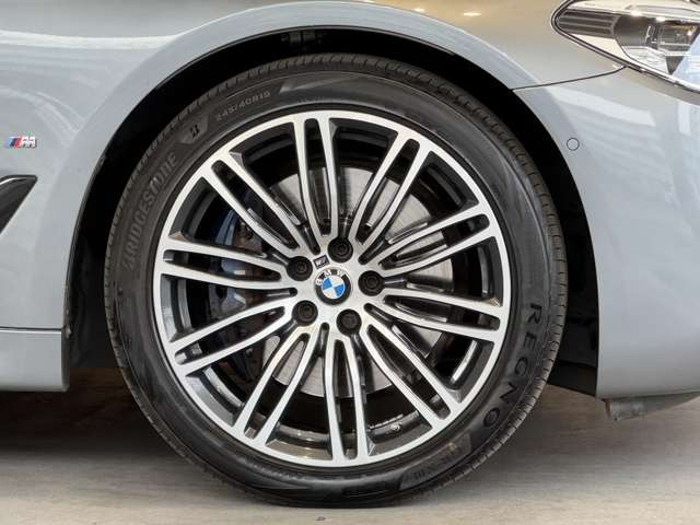 5シリーズ 530e iパフォーマンス Mスポーツ