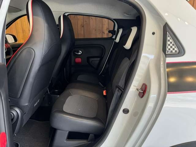 トゥインゴ パックスポール　50台限定車