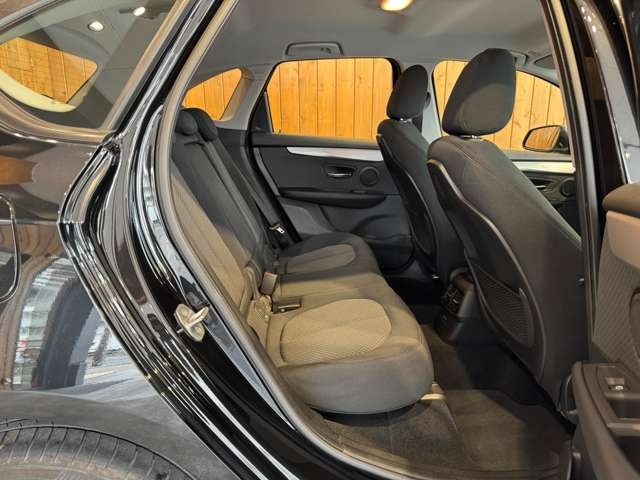 2シリーズアクティブツアラー 218i DCT