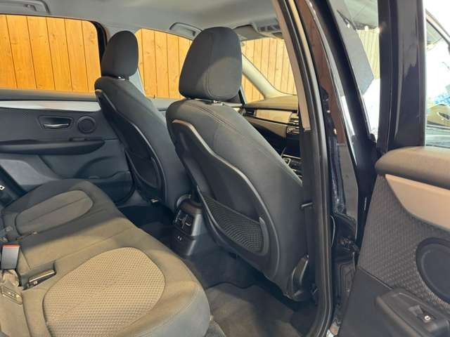 2シリーズアクティブツアラー 218i DCT