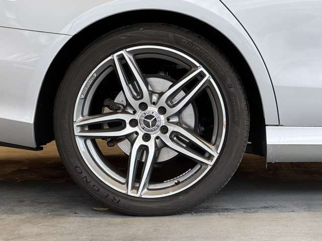 Eクラス E200 アバンギャルド スポーツ