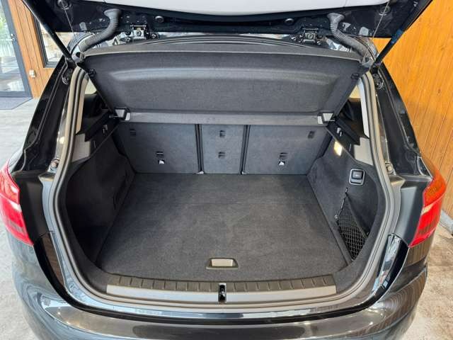 2シリーズアクティブツアラー 218i DCT