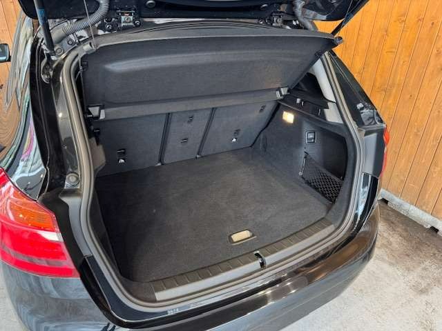 2シリーズアクティブツアラー 218i DCT