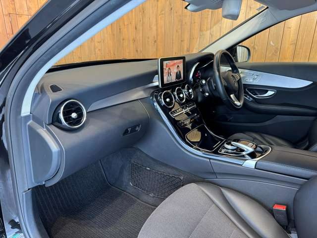 Cクラス C180 アバンギャルド　レーダーセーフティーPKG