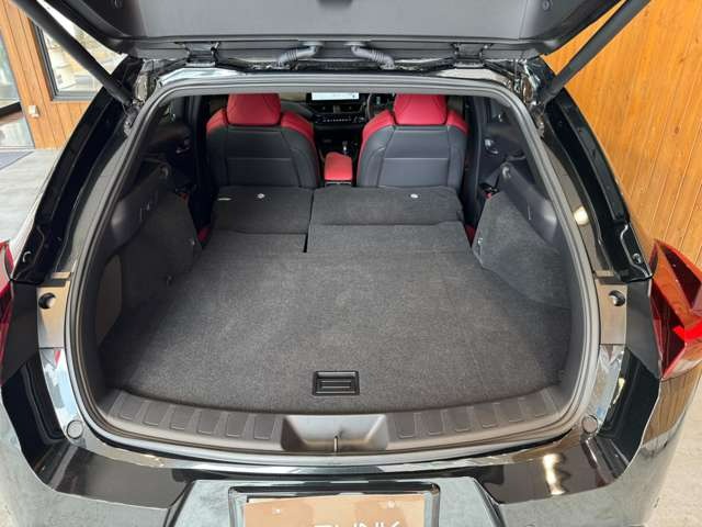 UX 300h Fスポーツ