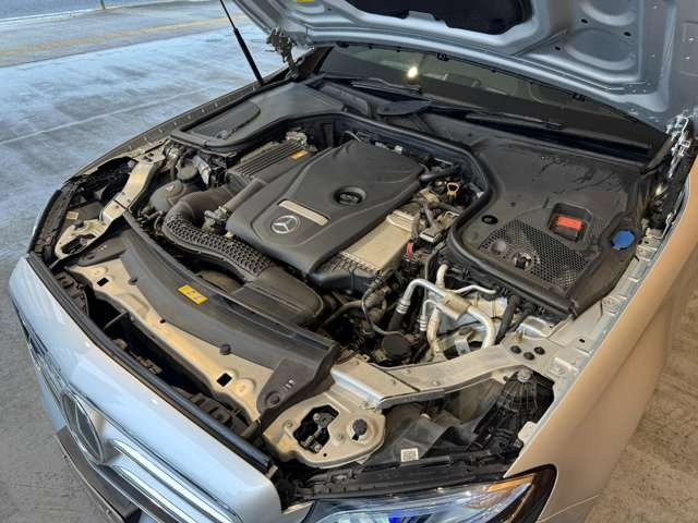 Eクラス E200 アバンギャルド スポーツ