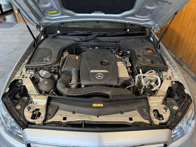 Eクラス E200 アバンギャルド スポーツ