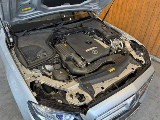 Eクラス E200 アバンギャルド スポーツ