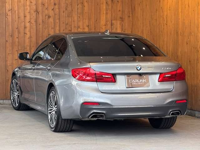 5シリーズ 530e iパフォーマンス Mスポーツ