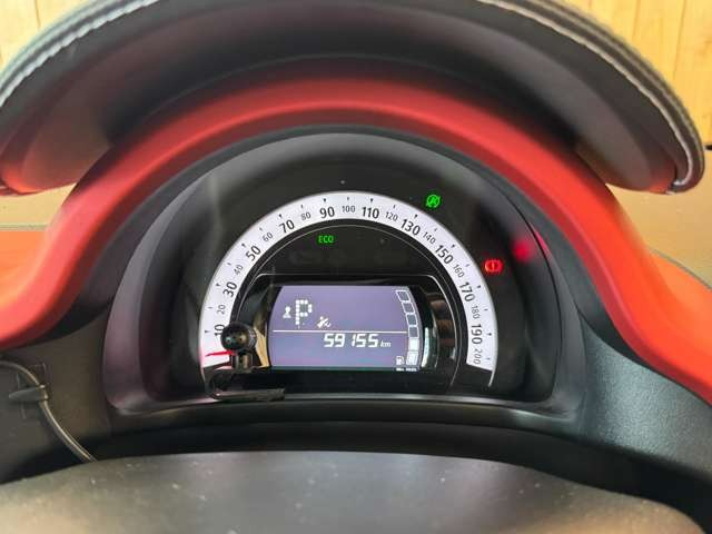 トゥインゴ パックスポール　50台限定車