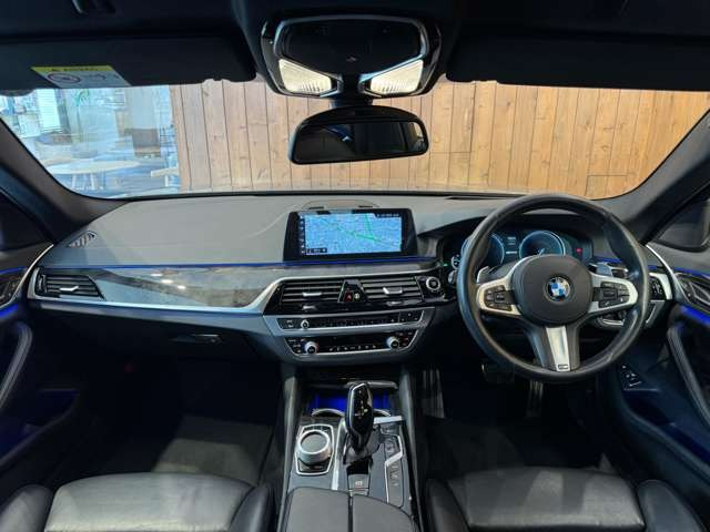 5シリーズ 530e iパフォーマンス Mスポーツ