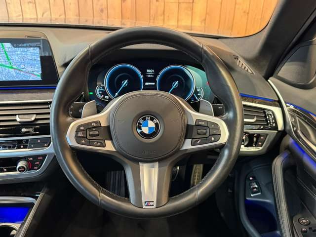 5シリーズ 530e iパフォーマンス Mスポーツ