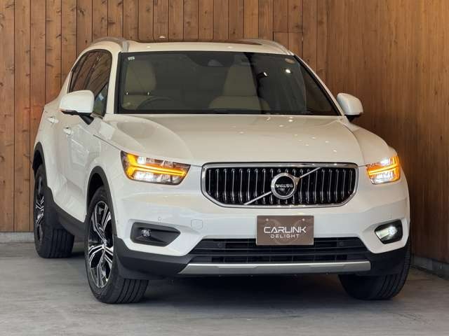 XC40 B4 AWD インスクリプション