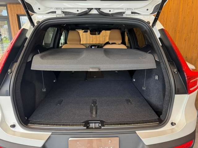XC40 B4 AWD インスクリプション