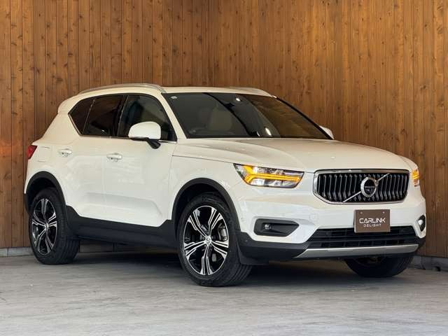 XC40 B4 AWD インスクリプション