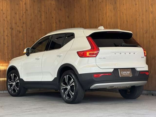 XC40 B4 AWD インスクリプション