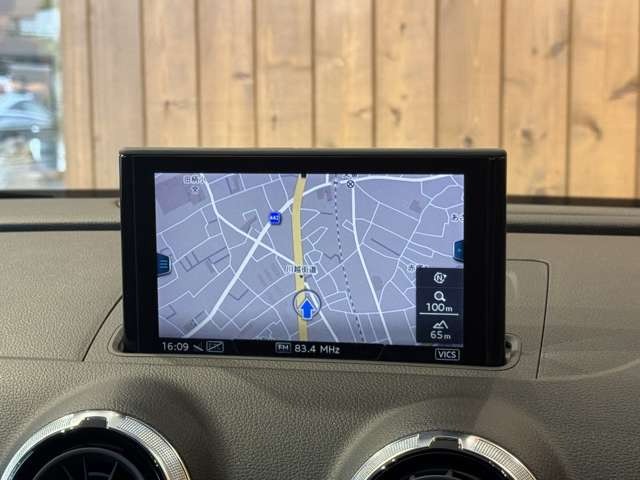 A3 スポーツバック 30 TFSI シグネチャー エディション