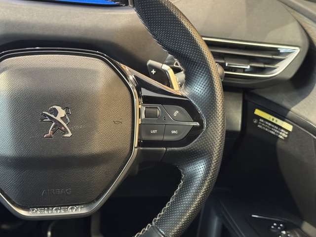 3008 GT ブルーHDi