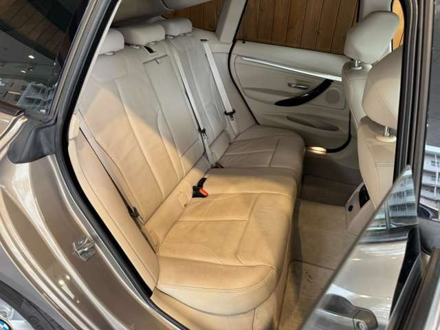 3シリーズグランツーリスモ 320i モダン