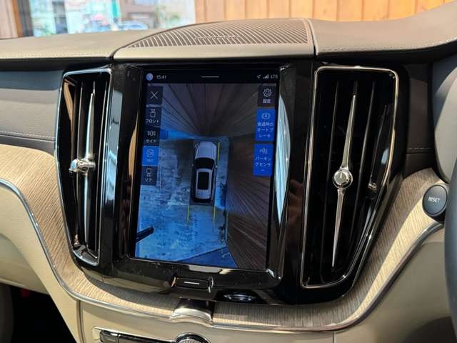 XC60 リチャージ プラグインハイブリッドT6