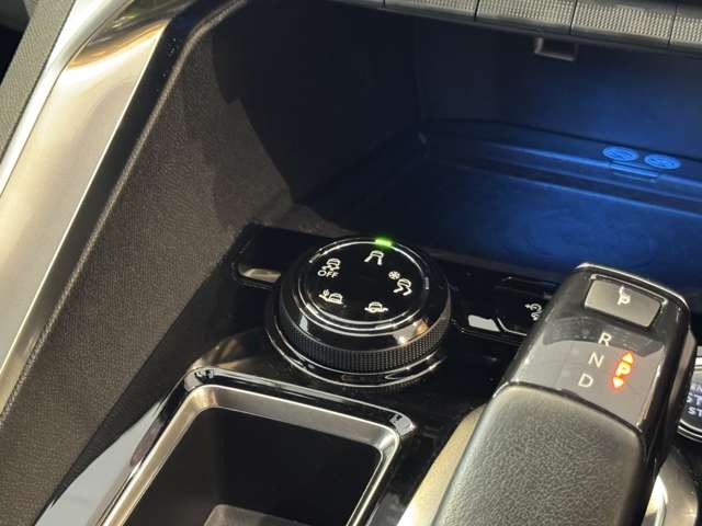 3008 GT ブルーHDi