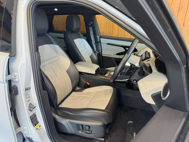 レンジローバーイヴォーク ファーストエディション 2.0L P250