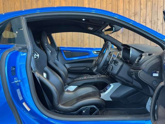 A110 S カーボンルーフ