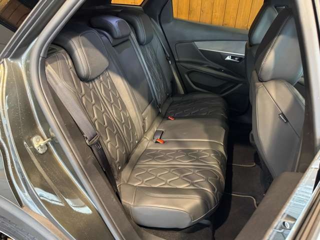 3008 GT ブルーHDi