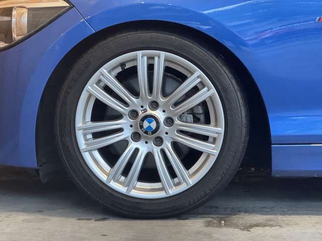 1シリーズ 120i Mスポーツ