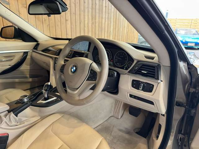 3シリーズグランツーリスモ 320i モダン