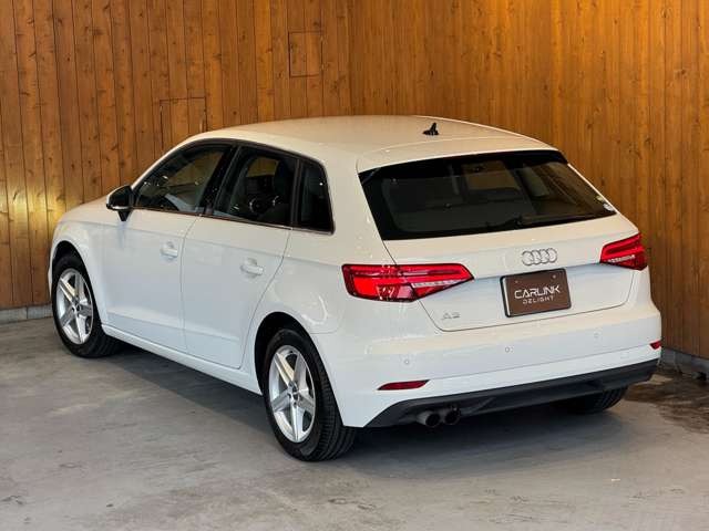 A3 スポーツバック 30 TFSI シグネチャー エディション