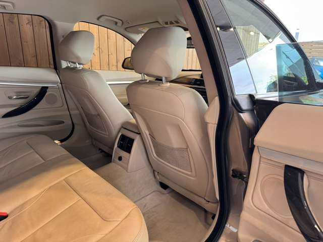 3シリーズグランツーリスモ 320i モダン