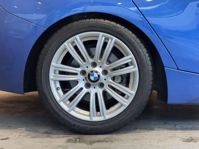 1シリーズ 120i Mスポーツ