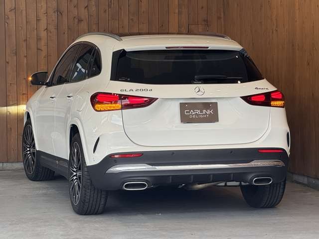 GLAクラス GLA200 d 4マチック AMGラインパッケージ